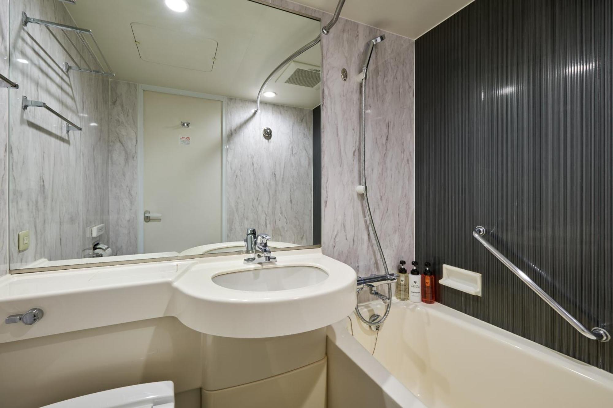 Hotel Villa Fontaine Tokyo-Jimbocho Buitenkant foto