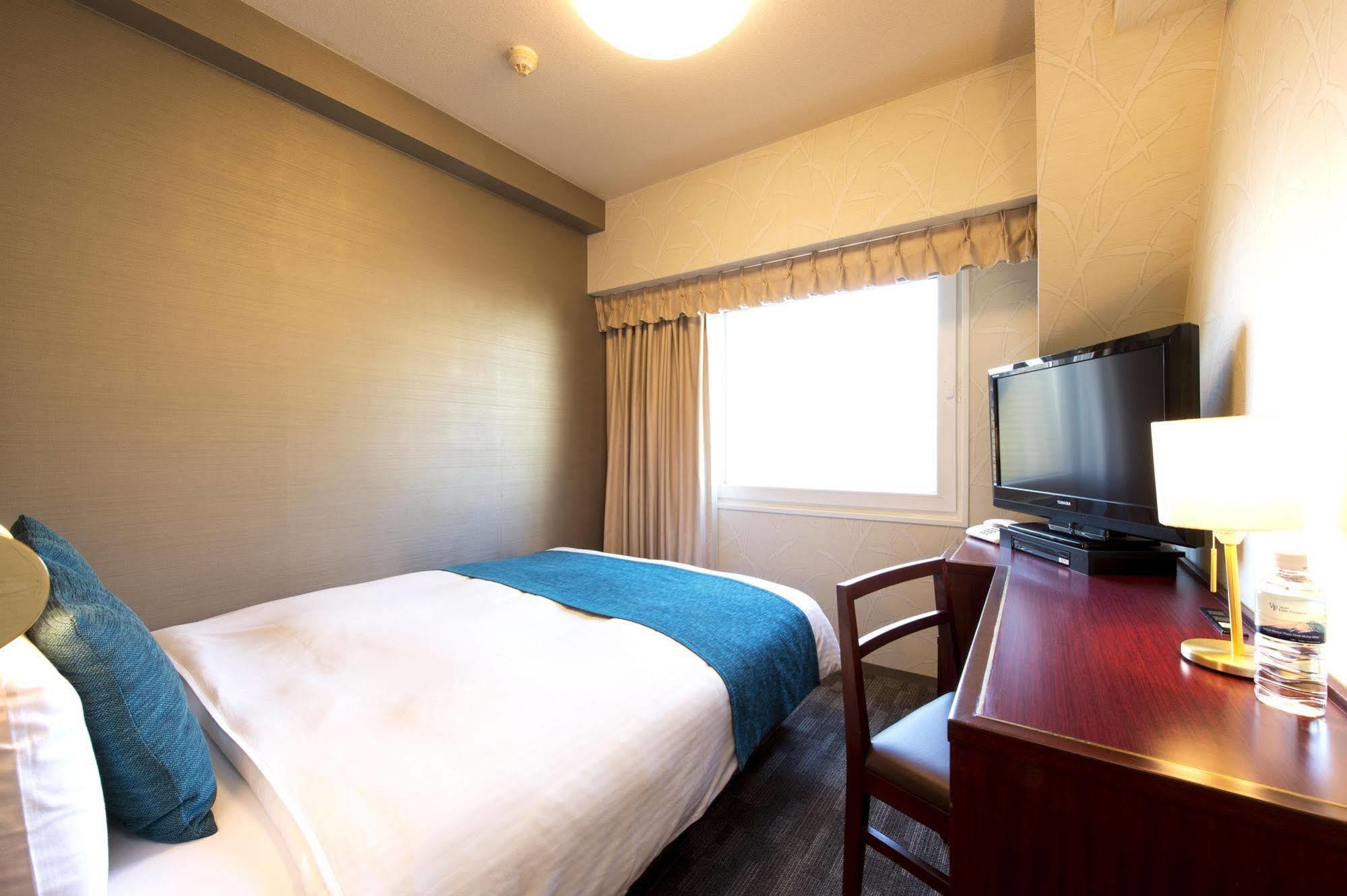 Hotel Villa Fontaine Tokyo-Jimbocho Buitenkant foto